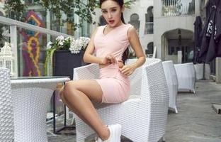 加入爱丝在线：干掉无聊，体验“美丝小特务”的别样图集。
