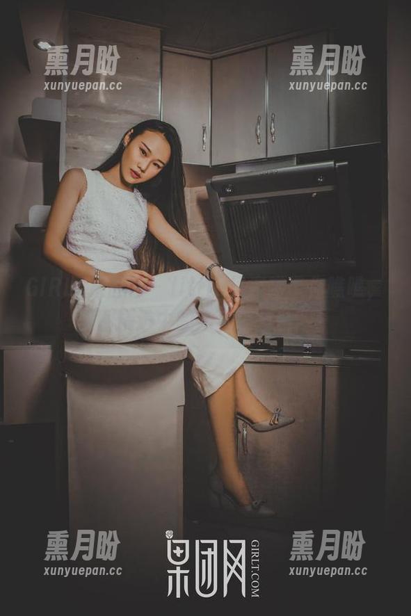 GIRLT果团网 - little贝壳喵带你瞧瞧，美图精选中的“秘密反转”！