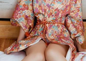 GIRLT果团网 – 周大萌的教室写真：学习还是玩耍，你来决定吧！