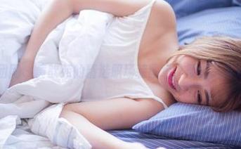 GIRLT果团网 – 黄歆苑的精选职场装图包，既能战斗也能放松喔