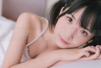 “喵糖映画”短发少女写真集：你能分清纯和俏皮吗？