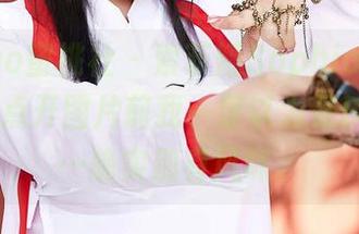 MiiTao蜜桃社 – 索菲娅Sophia的校园全套，点开图片前我一度以为是B面，但…确实别有风味。