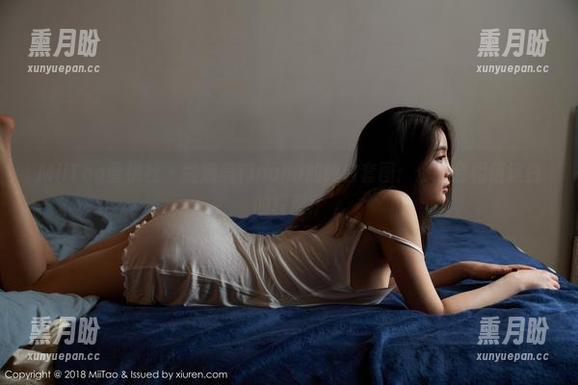 MiiTao蜜桃社-缇娜美Tinami MiiTao蜜桃社 - 缇娜美Tinami的纯白套图:你不会相信这白的程度!