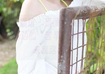 MyGirl美媛馆 – 原图？当然要看Cris_卓娅祺在海边的“苦旱”模样，下载直接来我这取！