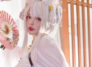 这壁纸，NinJa阿寨寨你是在打什么鬼主意吗？温柔到我想换个原图摆件。