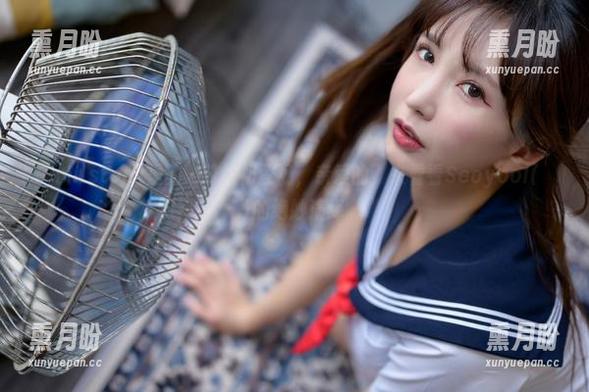 Bimilstory里的咖啡馆初登场，亲爱的，来看看Seoyool(서율)的绝妙演绎。