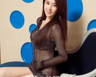 UGirls尤果网 – 福利时间！纯小希的体操服真有想法，图片中透露出一丝别样的紧绷感