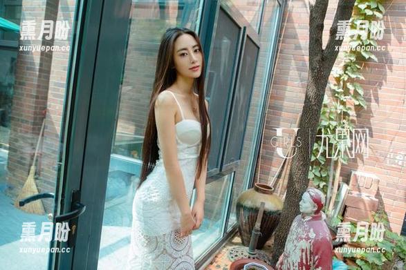 UGirls尤果网 - 芊小童短裤系列，资源库里这档子事儿值得关注！
