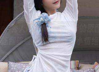 Xiuren秀人网 – Luffy菲菲的原图升级啦，连腿部线条都有了一点小情绪呢！