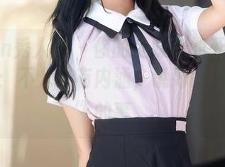 Xiuren秀人网 – 你的兔妹妹的死库水写真合集：不允许有内涵，说好的只是“水”的事。
