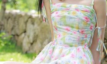Xiuren秀人网 – 小甜angle的黑丝写真，你能专心看下去吗？