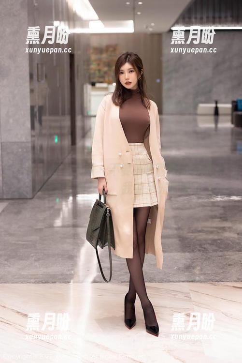 Xiuren秀人网-李丽莎 Xiuren秀人网 - 不要被李丽莎的在线牛仔裤美图轰炸了,我的目光都飘了…