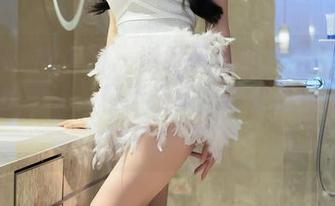 Xiuren秀人网 – 透明风格的梦娜Vanessa，原图让人移不开眼，合集品味不一，如此斑斓。