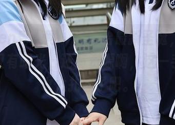Xiuren秀人网 – 温心怡最新圣诞，原来她不仅有眼光，还有资源啊，这一手操作也太扎实了吧。