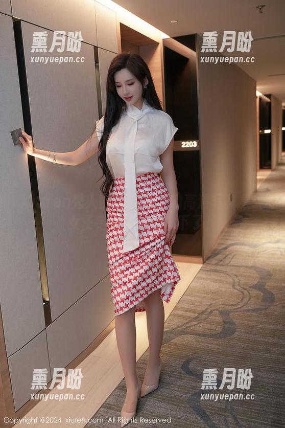 Xiuren秀人网 - 王雅姗的高清写真集：女王范儿都被我拿下了！
