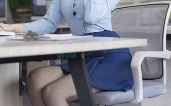 Xiuren秀人网 – 原图揭晓，米妮大萌萌不仅职场能手，还能把职业装穿出新花样，让你对上班迫不及待！