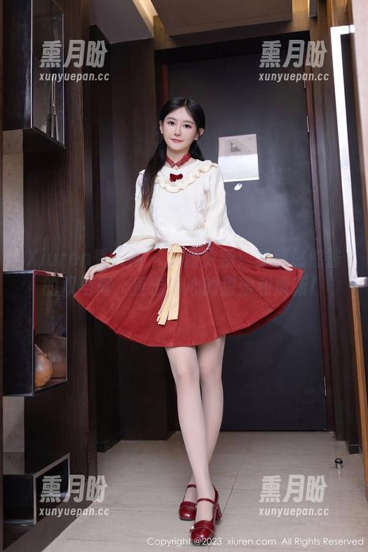 Xiuren秀人网 - 美图更新！萝莉悠悠酱的双马尾，直击内心的甜蜜和清新！