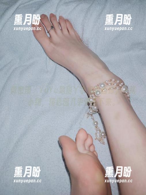 微密圈 - YuYu超甜丫学姐的画像，一路小跑，精选图几乎停不下来。