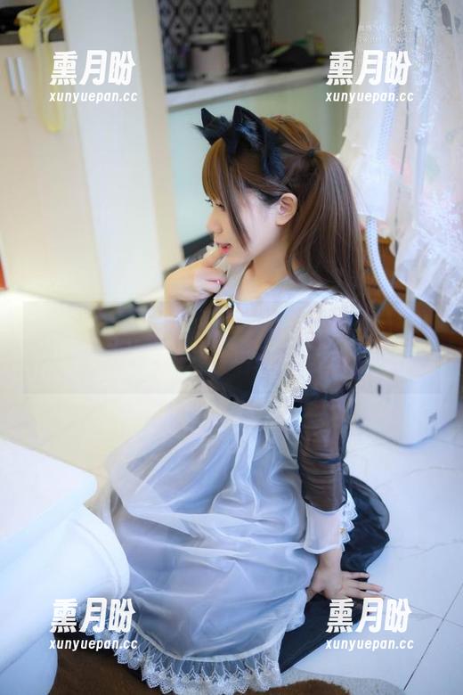 nyako喵子大魔王最新力作：水手服自拍，网盘大分流！