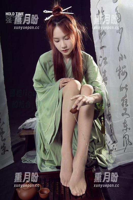 丽柜ligui - 苏黎在线图集，贵足与果香的结合，可能是今年最流行的搭配了！