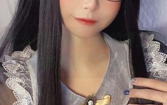 别问为什么，佳佳酱ovo的镂空合集里图片多到摆不下了！