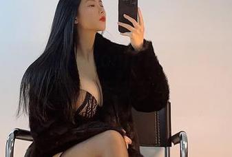 微密圈 – 俏妞qiaoniuTT的最新连体衣套图，究竟能带来多少惊艳呢？