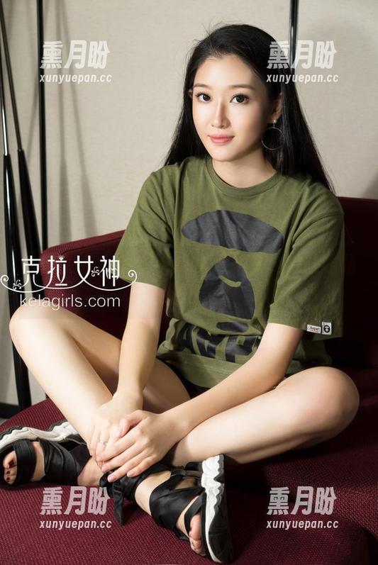 克拉女神 - 当江琴变成JK写真，我的眼睛却眨不动了