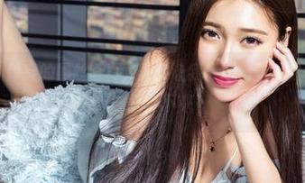 克拉女神 – 静宜的黑丝写真，着实让我捧心，看得我一阵又是一阵，停不下来…