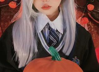 六二二同学的女仆图集，下载过程像追剧，期待感爆棚，哈哈哈！