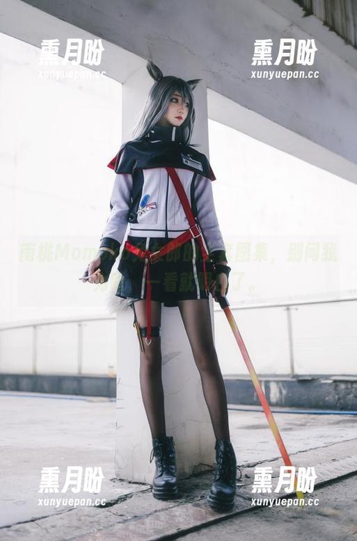 南桃Momoko兔女郎的全套图集，别问我为啥，一看就明白了。