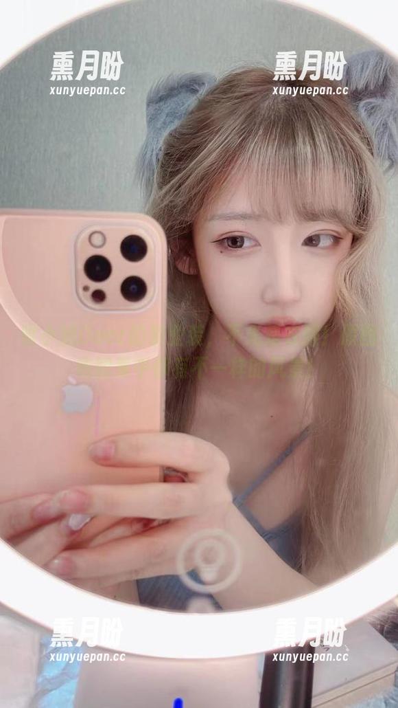 啾小妍Deer的职业装，不光是衣服！原图和图集中都有不一样的风景！