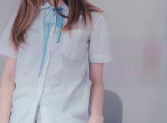 喵糖映画的夏日沐浴系列，翻看这些照片我差点想去游泳池边解暑。