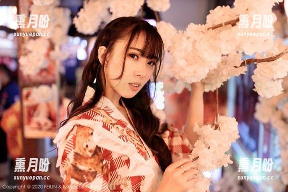 嗲囡囡 - 看！夏沫沫tifa作品全集里的女友，她的存在感太强了吧。