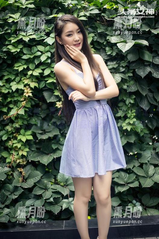 头条女神 - 果儿Victoria的体操服，真是让人想多看几眼，作品让我皱眉思考来着