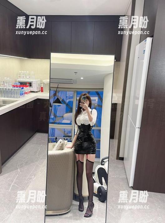 微密圈 - 天使来了！奔跑的晶骡子最新写真，似乎也有点小暗黑？