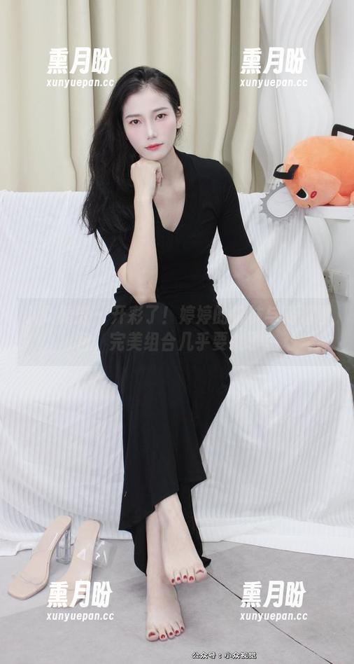 小众视觉 - 开彩了！婷婷的棉袜与高清图包，完美组合几乎要跪了。