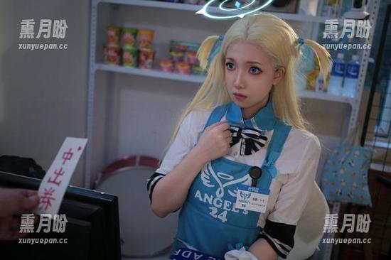 小和甜酒的壁纸合集，rurudo初音酱，这小家伙儿一点也没有消停的意思啊。