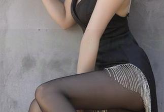 小女巫露娜在分享最新的吧？那套圣诞装让我又想起了什么…