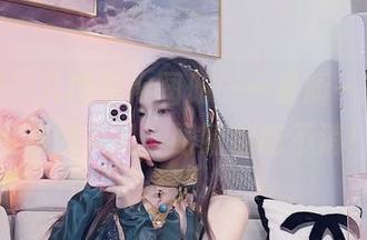 小小奶瓶儿的旗袍图册——最新一辑，记得备好手机，眼睛都吃不消！