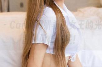 尤蜜荟 – Carol周妍希，女王的光环在原图里闪烁着呢！
