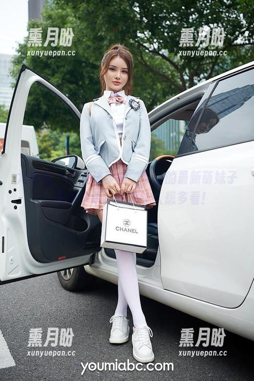 尤蜜荟-合法萝莉 尤蜜荟 - “合法萝莉”带来的最新萌妹子,简简单单,却总让人想多看!