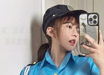 微密圈 – 喔，张思允nice的粉色作品集，太丰富了，是不是该震惊一下？分享一下你的感想？
