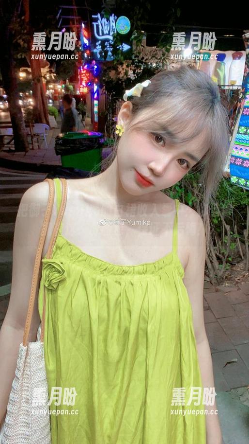 把御子Yumiko的白裙收入囊中：你值得拥有这一份图包，保证不后悔！