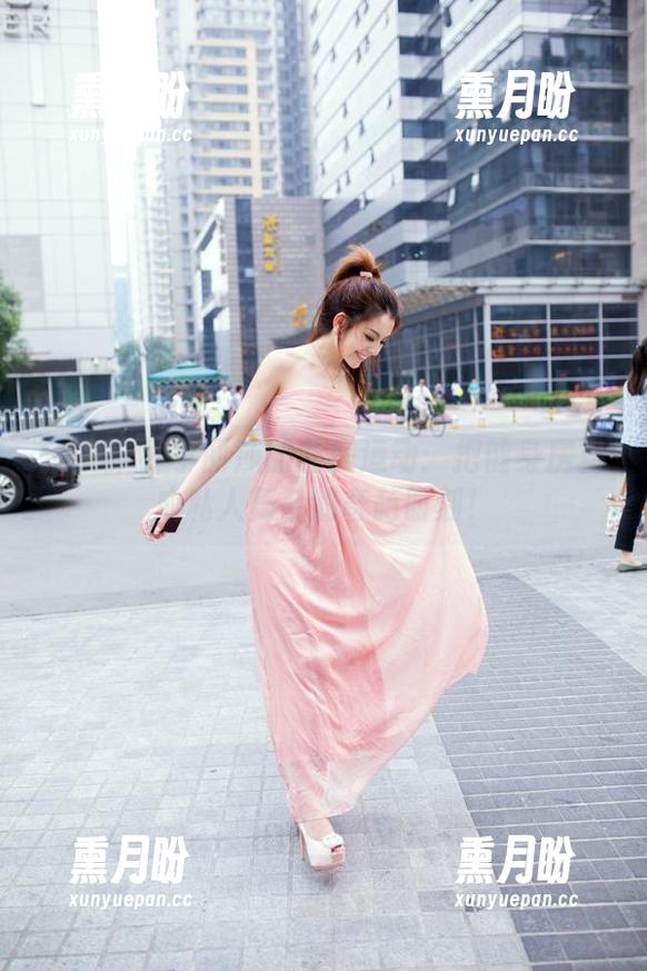 推女郎 - 李丽莎的私房运动：把健身房当成私人舞台的奇葩时刻！