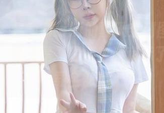 星颜社 – 看Erikaki的夏天系列图片，我都想问，夏天是不是要申请商标了？快下载全部！