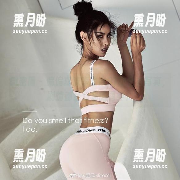 微密圈 - 偏偏喜欢李嘉欣97的全套写真，剧情都是隐秘的羁绊？