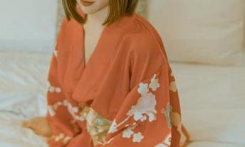 桃良阿宅《遥望》写真合集：远方的脸红，近来的尴尬！