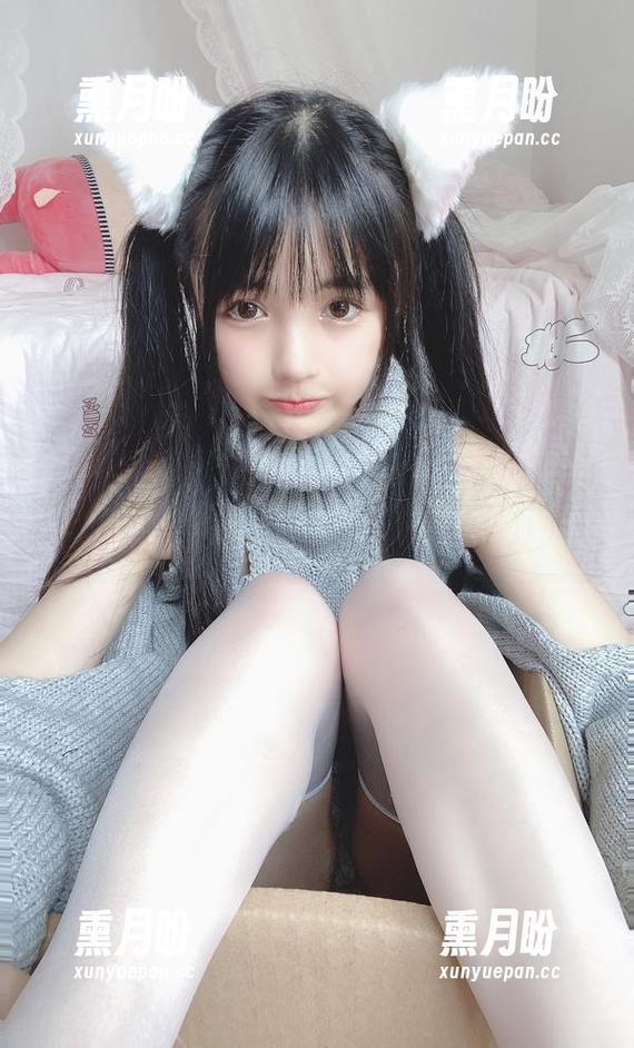 哇！这是桜井宁宁的最新黑丝内衣！原图和更新的差距让我瞩目…