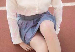 梦丝女神 – 璇璇的天台少女写真，唔，原来天台上还有别样的风味，快来看这“姿势”特别的照片！