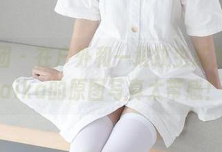 森萝财团 – 在户外和一堆蚊虫成为朋友，aika的原图写真太带感！